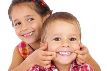 Что такое кариес молочных зубов у детей?