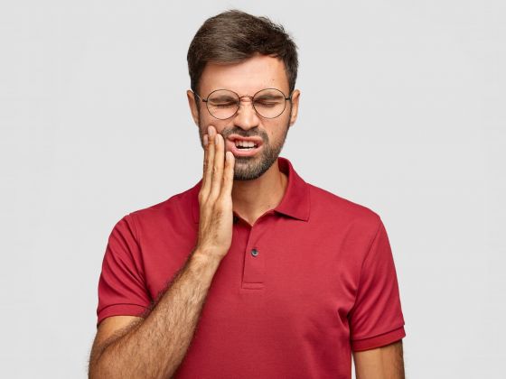 Почему болит зуб без нерва: причины и лечение боли после депульпации