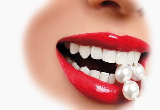 Лучшие зубные протезы от клиники Евродент, верхнее фото