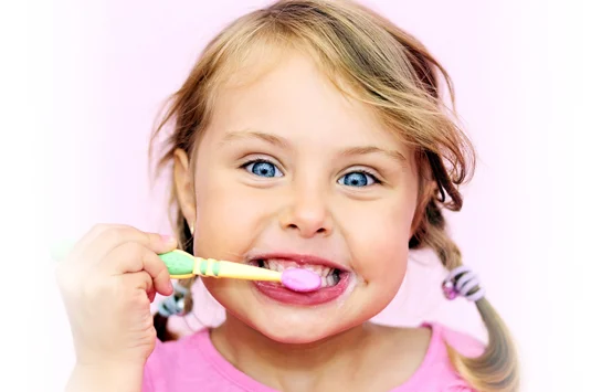 Как выбрать идеальную зубную пасту для вашего ребенка, верхнее фото